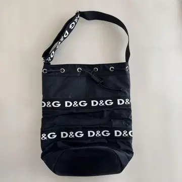 D&G 블랙 드럼 백