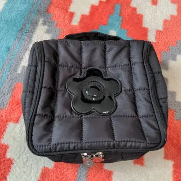 마리콴트 Mary Quant 트래블 파우치 퀼팅