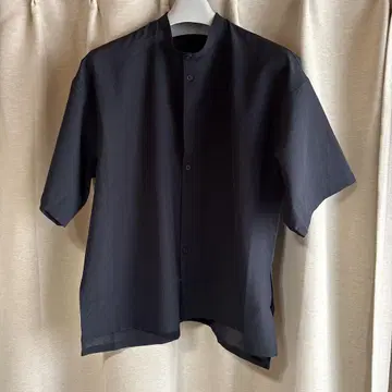 무인양품 MUJI Labo 통풍이 잘 되고 얼룩이 잘 지워지는 반팔 셔츠