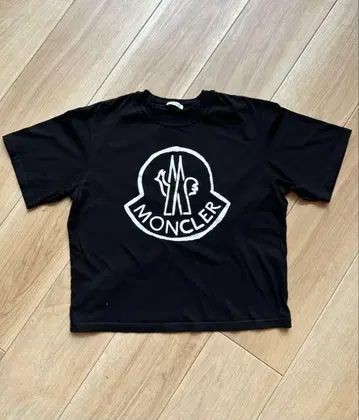 [거의 미사용] MONCLER 로고 프린트 티셔츠 블랙 M