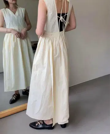 민소매 롱 원피스 아이보리 블랙