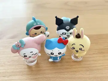 치이카와 (먼작귀) x 산리오 캐릭터즈 변신 피규어