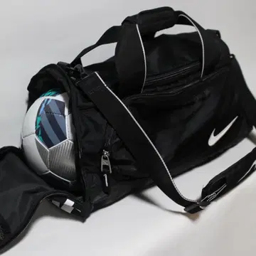 [ US 모델 새상품급 레어 대용량 ] Nike 원정 백 블랙 중형