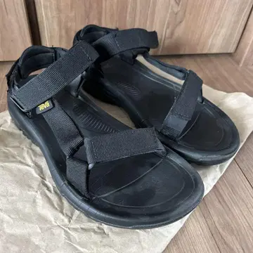 Teva 허리케인 스포츠 샌들 24cm