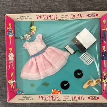 PEPPER and DODI 인형 의류 세트
