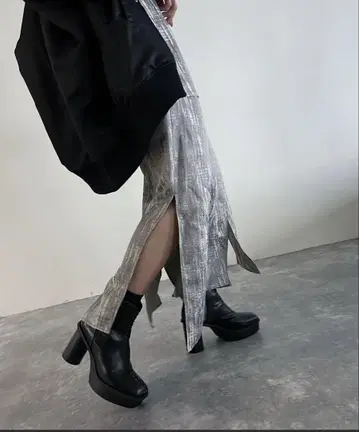 page boy 헴 슬래시 머메이드 스커트