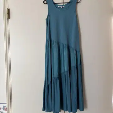 Uniqlo 티어드 원피스