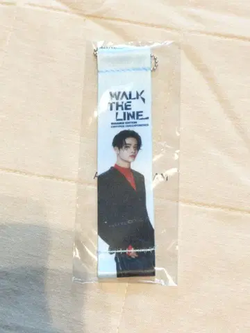 WALK THE LINE K-POP 키링