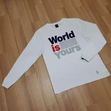 APPLEBUM WORLD IS YOURS 긴팔 티셔츠