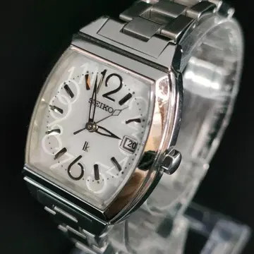 새상품급 SEIKO 세이코 루키아 토노 화이트 실버 솔라 손목시계