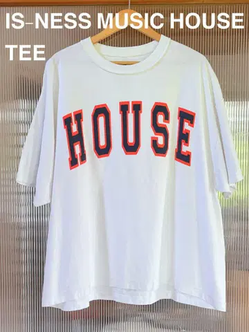 IS-NESS MUSIC HOUSE TEE 화이트 티셔츠