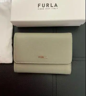 FURLA 훌라 그레이지 그레이 가죽 반지갑.