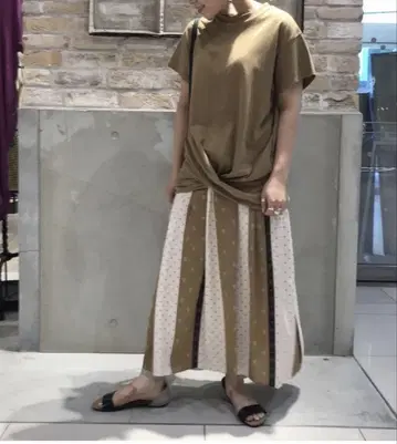 저널 스탠다드 에버라스트 티셔츠 베이지
