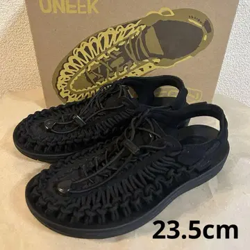 새상품급 KEEN 샌들 유니크 23.5cm