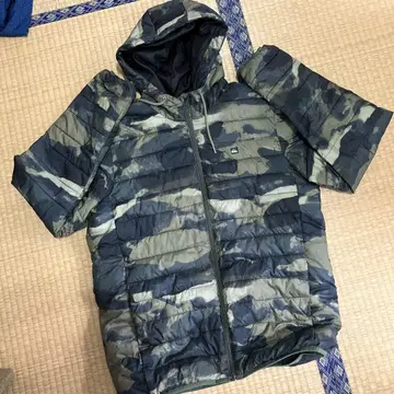 Quiksilver 카모플라쥬 다운 자켓 L 사이즈