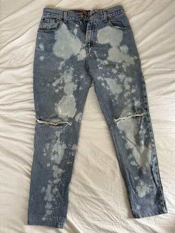 Levi's Classic Relaxed 550 청바지 8L