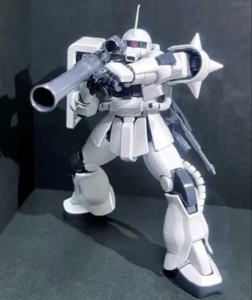 MG 1/100 자쿠 II 화이트 오거