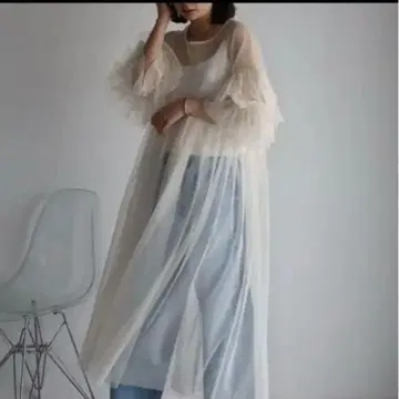 아르도트 r. 튤 프릴 슬리브 원피스