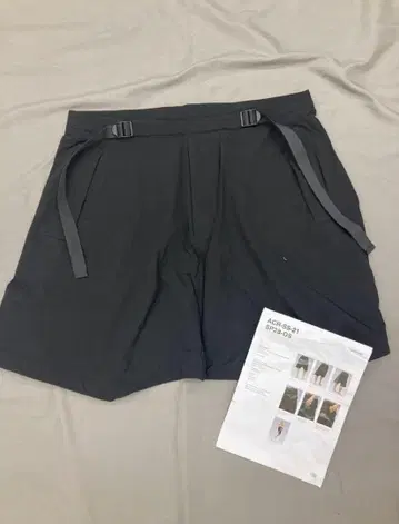 Acronym SP28-DS 숏팬츠 Shorts