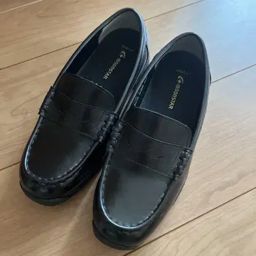 MOONSTAR 블랙 로퍼 240 EEE