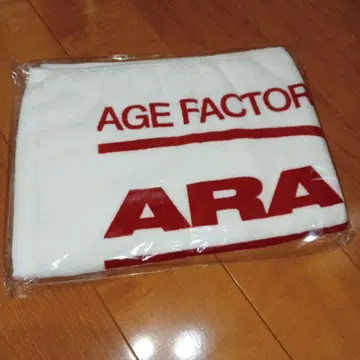 Age factory excerpt 타월 화이트 x 빨간 글자