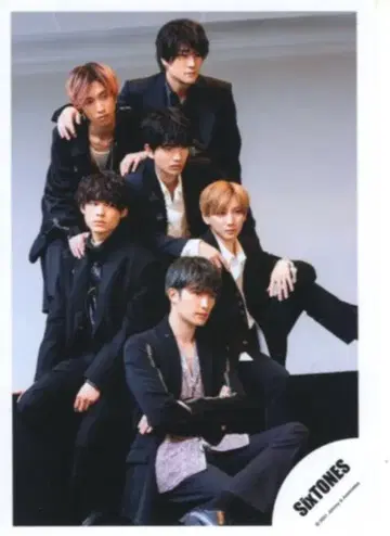 SixTONES 1ST 단체 공식 사진 *1장