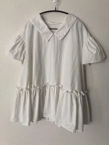 카라 부착 블라우스 튜닉 프릴 페넬 넉넉한 스타일