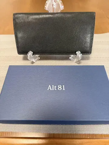 Alt81 arrow 장지갑01