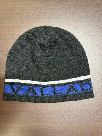 Vallad 비니