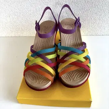 crocs 샌들