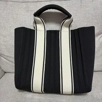 ZARA 토트백
