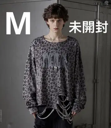 GRANCY 올 패턴 큐빅 그래픽 롱T M