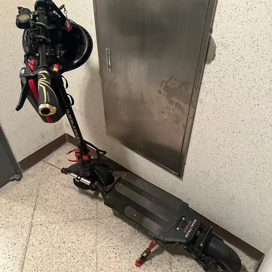 듀얼트론 스파이더 전동 킥보드