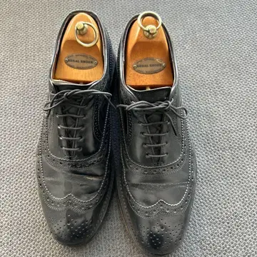 REGAL 블랙 윙팁 슈즈