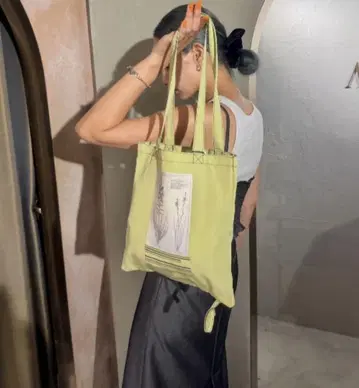 AMERI CROP FRAME FLOWER BAG 라임 F 사이즈 새상품