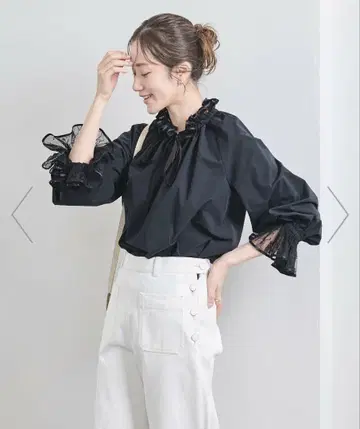 유나이티드 애로우즈 레이스 플리츠 프릴 블라우스