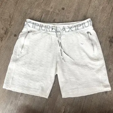 타임세일 새상품급 별주 큐빅 지퍼 하프 팬츠