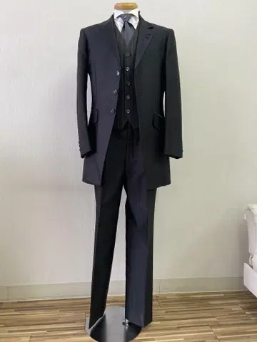 샤이니 블랙 턱시도 M 사이즈