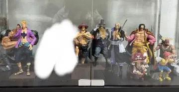 ONE PIECE 제일복권 로저 흰 수염 피규어