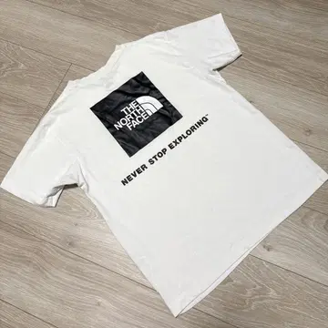 THE NORTH FACE 프린트 티셔츠 S 사이즈 빅 로고