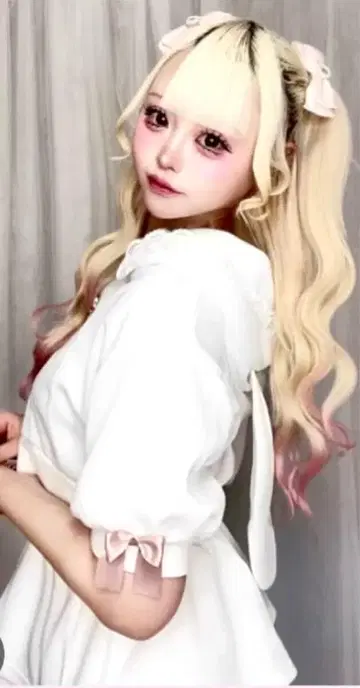 새상품 카에큥 토끼 귀 후드티 셋업 화이트 M 사이즈 토끼 귀 후드 미니