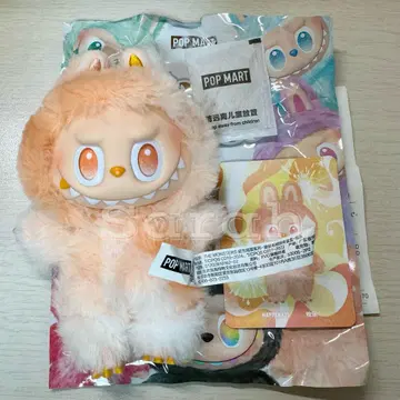 THE MONSTERS Big into Energy labubu