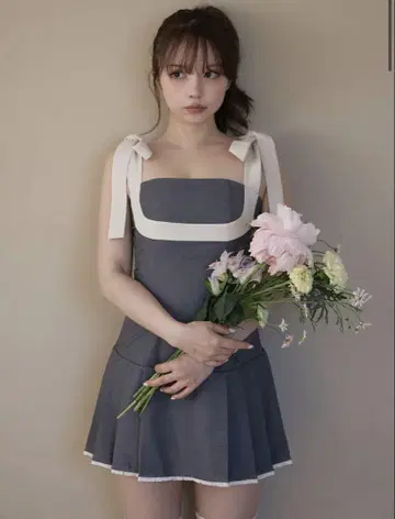 andmary chuchu pleats ribbon dress
