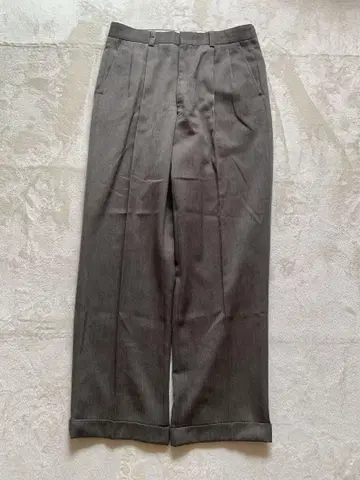 브라운 슬랙스