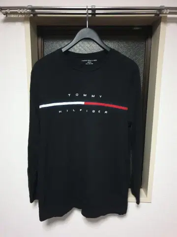 TOMMY HILFIGER 블랙 긴팔 티셔츠 XXL