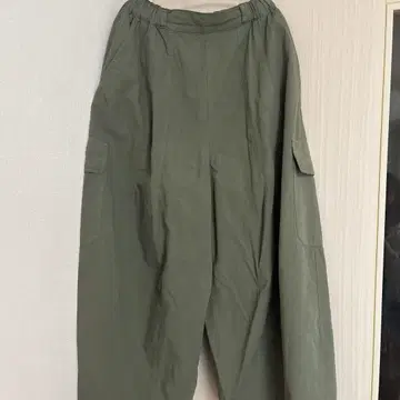 하자 있음 nest Robe 네스트로브 코튼 린넨 웨더 배럴 팬츠 카키