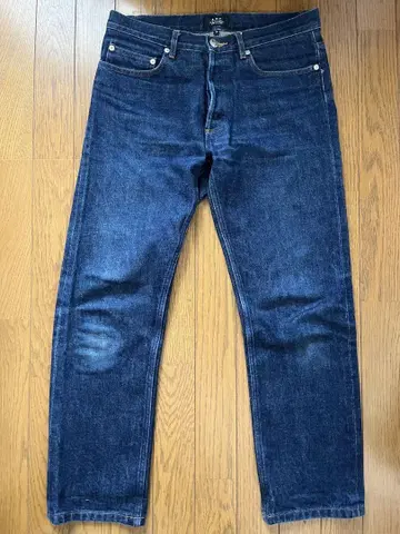 A.P.C. 스트레이트 데님 사이즈 30 다크 블루