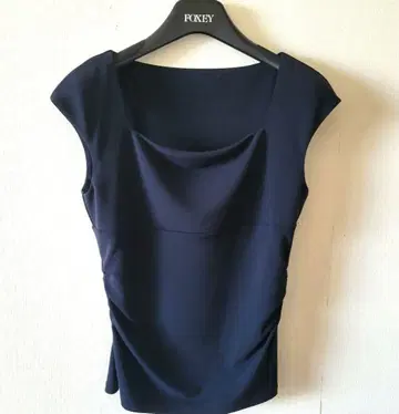 FOXEY NEWYORK 소두 탱크탑 40 네이비