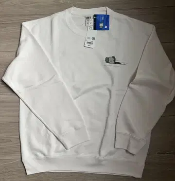 UNIQLO 카우스 트레이닝복