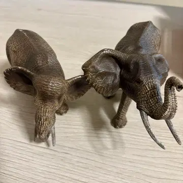 슐라이히 코끼리 2마리